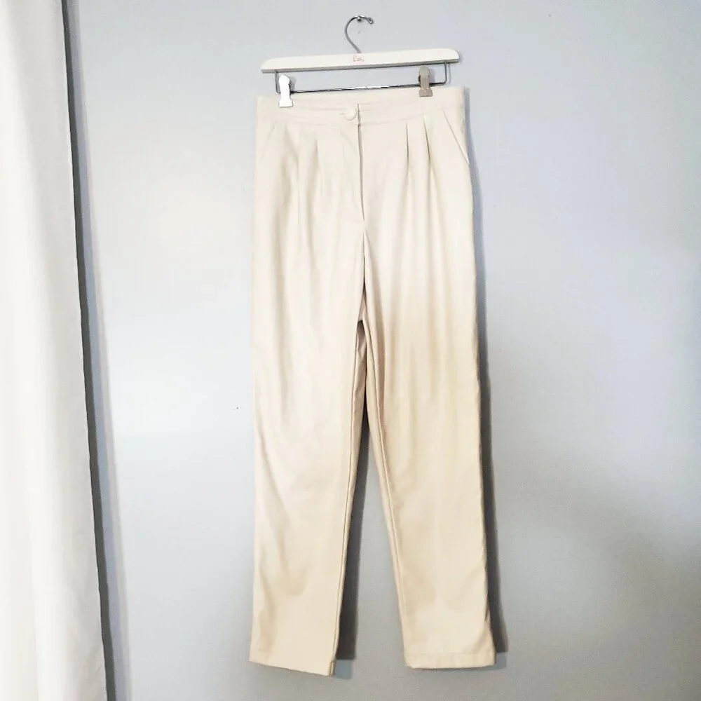 PRINCESS POLLY Beige Faux Leather LOVE CLUB Size 6 - Picture 2 of 10